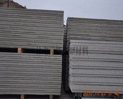 輕質(zhì)隔墻板